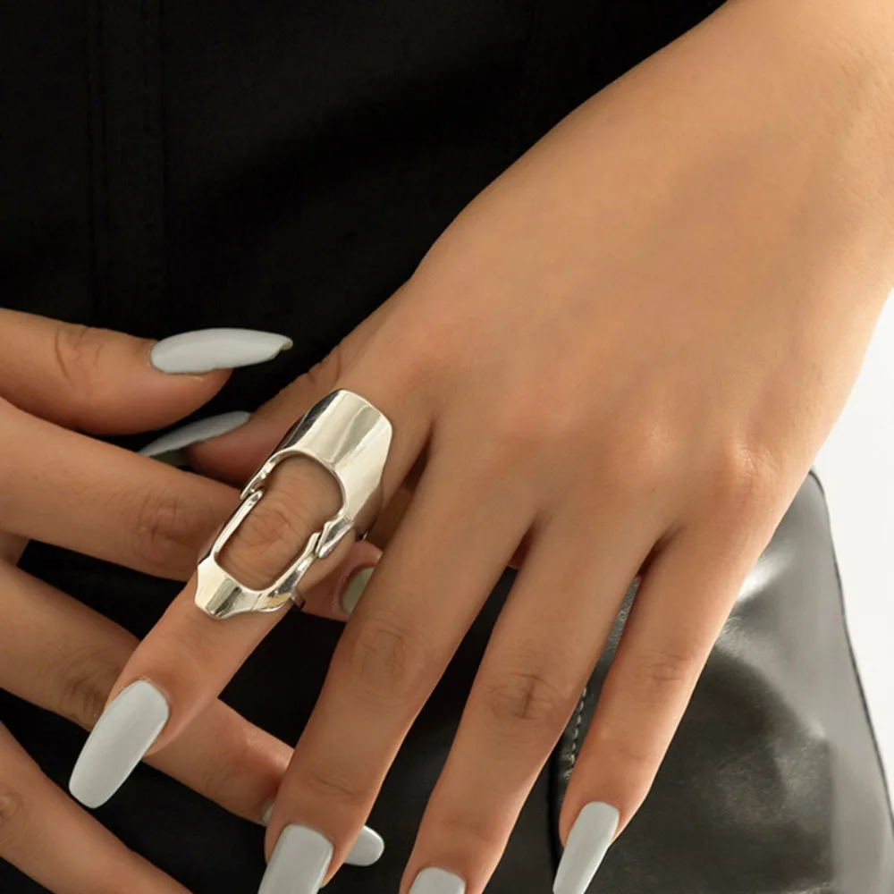 Retro Hip-hop Geometric Hollowed-out Silver Color Bendable Joint Wide Ring for Women Personality Punk Jewelry Gifts Accessories
Retro Hip-hop Geometric Hollowed-out Silver Color Bendable Joint Wide Ring for Women Personality Punk Jewelry Gifts Accessories