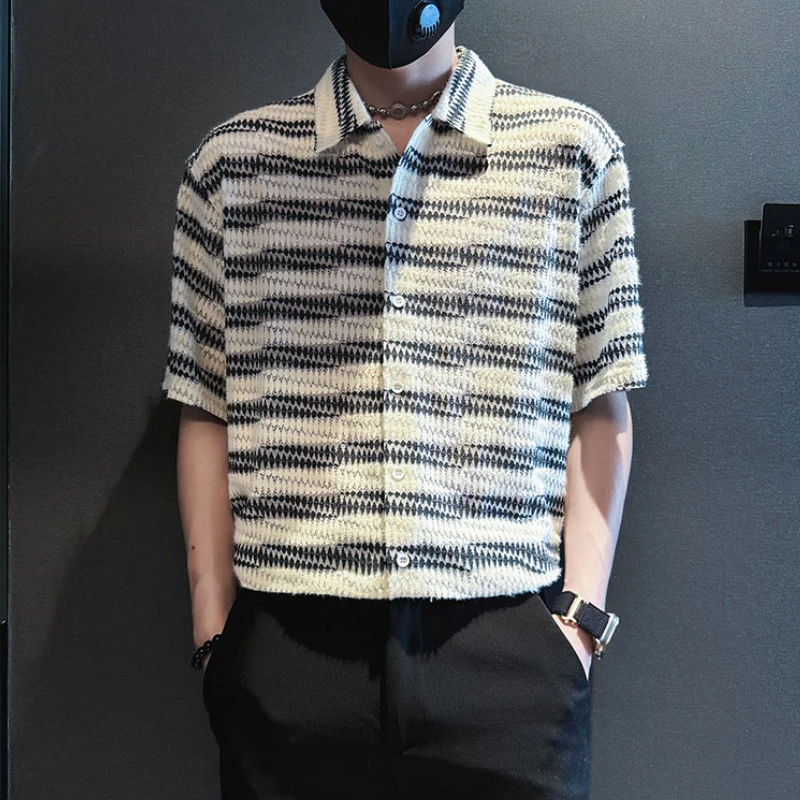 2024 Summer Striped Shirts Men Short Sleeve Casual Shirts Fashion Lapel Beach Vacation Hawaiian Shirt Streetwear Men Clothing
2024 Summer Striped Shirts Men Short Sleeve Casual Shirts Fashion Lapel Beach Vacation Hawaiian Shirt Streetwear Men Clothing