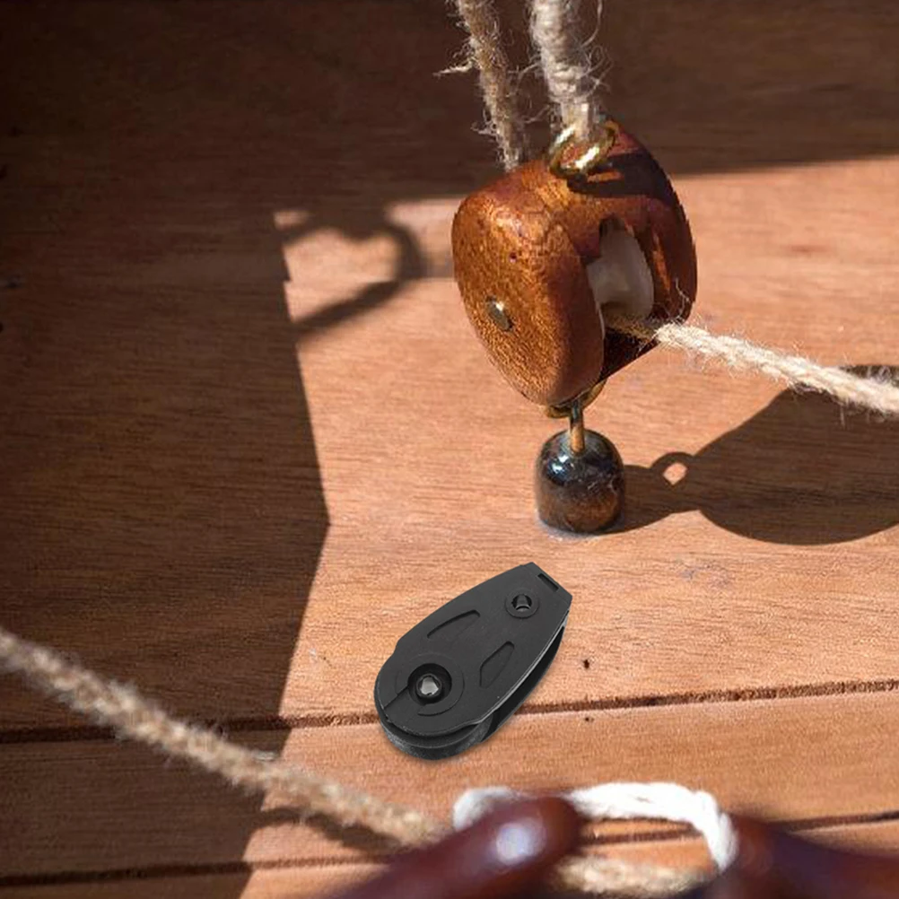 2pcs Sailboat Pulley High Strength Nylon Swivel Bearing Kayak Stabilizer System Small Boat Accessory
2pcs Sailboat Pulley High Strength Nylon Swivel Bearing Kayak Stabilizer System Small Boat Accessory