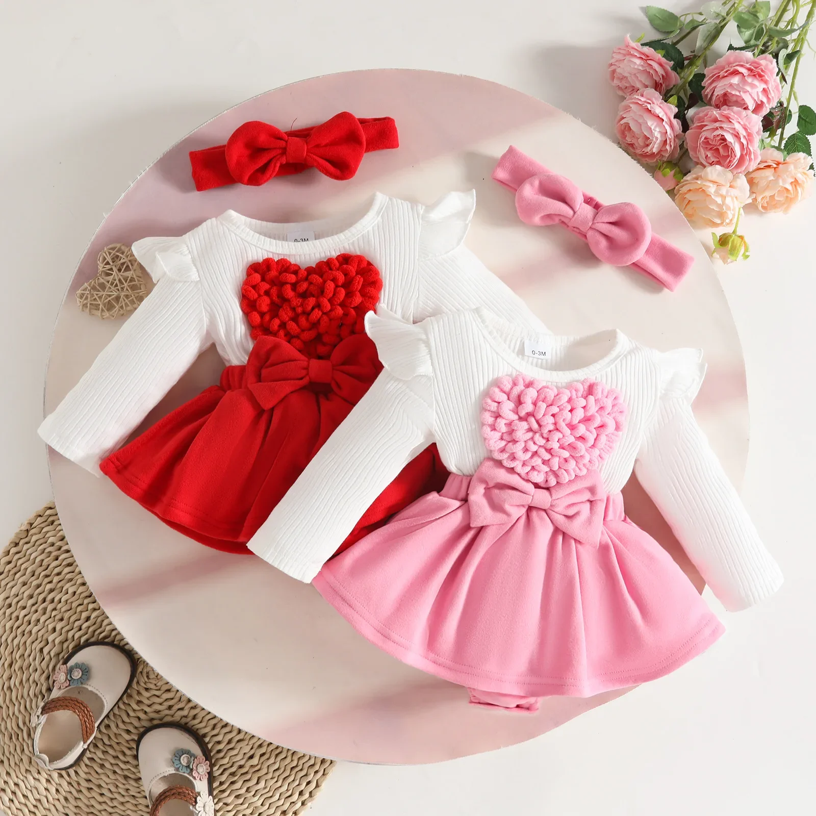 Baby Girl 0-18M Baby Clothing 3D Big Heart Woolen Dress Sets Long Sleeve Princess Romper with Bow Headband New Born Baby Clothes
Baby Girl 0-18M Baby Clothing 3D Big Heart Woolen Dress Sets Long Sleeve Princess Romper with Bow Headband New Born Baby Clothes