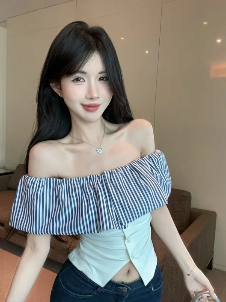 Summer Short Striped Shirt Women's Sexy Chic Shoulder Bared Uneven Hemline Korean Style Commute Fashion Slim Fit Inner Wear
Summer Short Striped Shirt Women's Sexy Chic Shoulder Bared Uneven Hemline Korean Style Commute Fashion Slim Fit Inner Wear