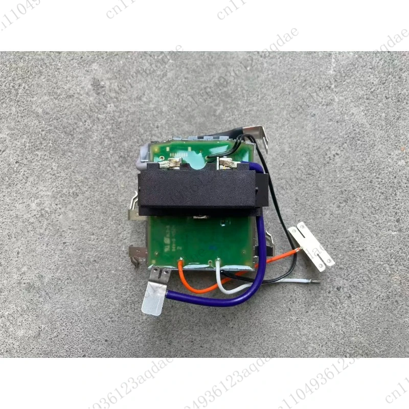 Новая плата защиты аккумулятора B22/2.6A 21,6 В
Новая плата защиты аккумулятора B22/2.6A 21,6 В