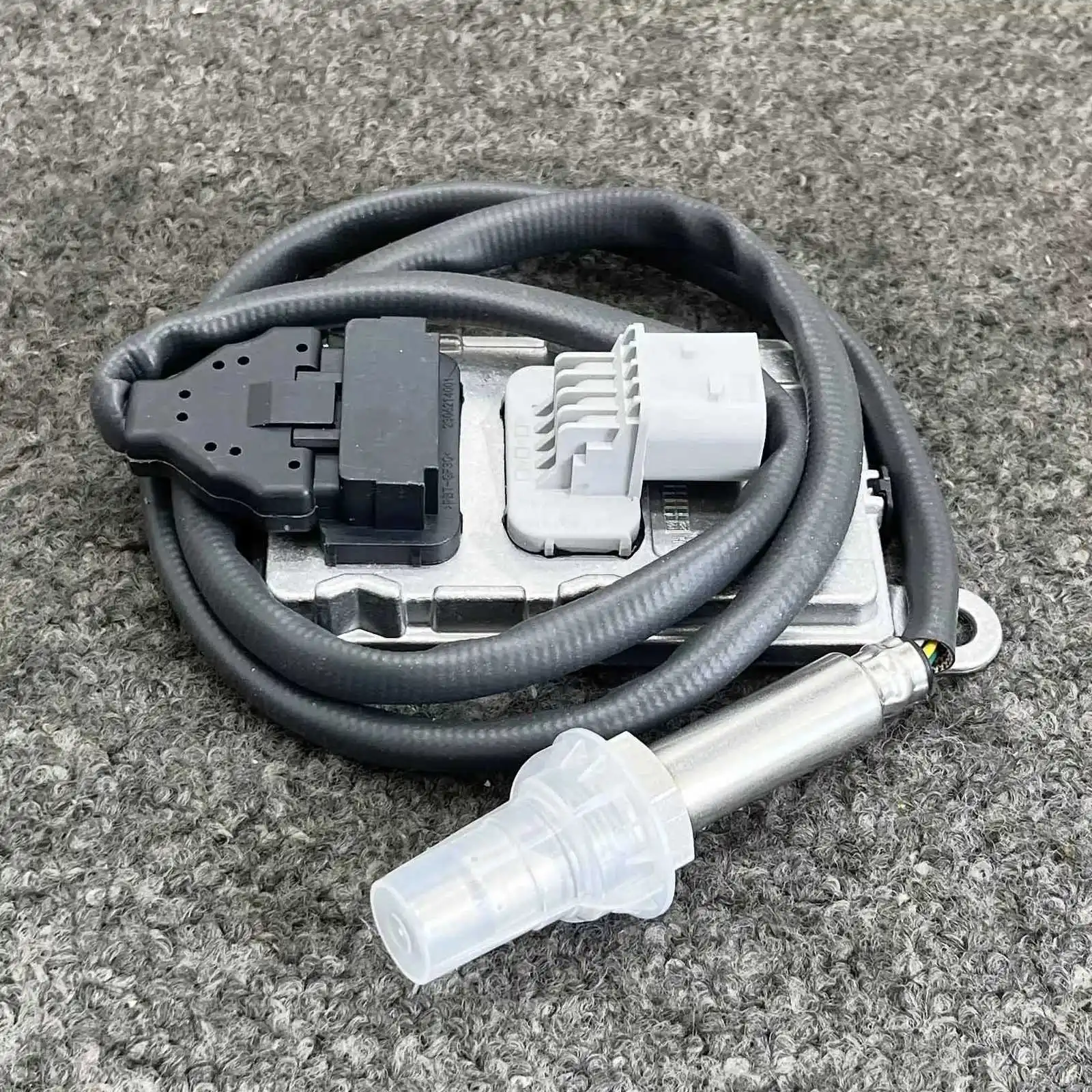 DPGKITS 1pc Nox Sensor For CUMMINS DAF 24V Engine Part Number 5WK97347A 4326768 High Quality Car Accessories Dropshipping
DPGKITS 1pc Nox Sensor For CUMMINS DAF 24V Engine Part Number 5WK97347A 4326768 High Quality Car Accessories Dropshipping