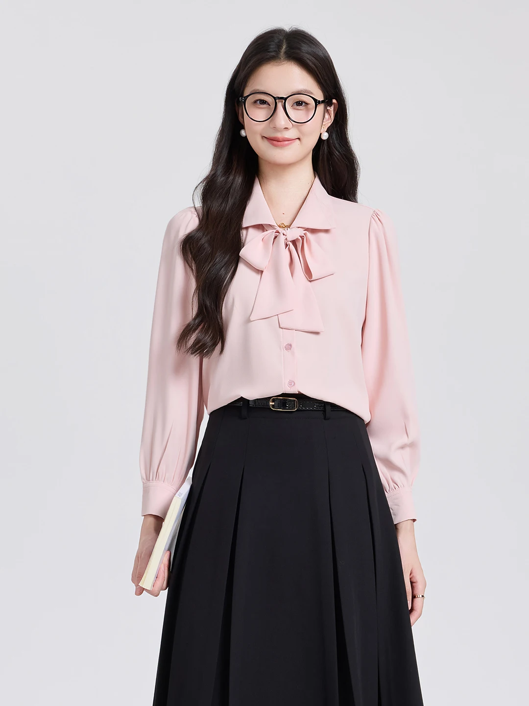 Elegant Ladylike Style High End Shirt Collar Blouse Women's Fashion Autumn New Arrival Versatile Hong Kong Style Commute OL S...
Elegant Ladylike Style High End Shirt Collar Blouse Women's Fashion Autumn New Arrival Versatile Hong Kong Style Commute OL S...