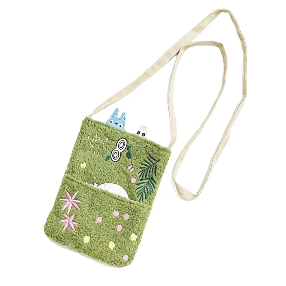 Lamb Wool Embroidered Lamb Bag Green One-Shoulder Handbag Velvet Surface Square Shape Mobile Phone Bag Leisure Activities
Lamb Wool Embroidered Lamb Bag Green One-Shoulder Handbag Velvet Surface Square Shape Mobile Phone Bag Leisure Activities