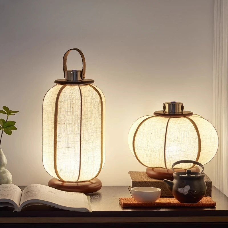 Song Dynasty aesthetics advanced sense retro style antique style table lamp bedroom bedside new Chinese style charging atmospher
Song Dynasty aesthetics advanced sense retro style antique style table lamp bedroom bedside new Chinese style charging atmospher