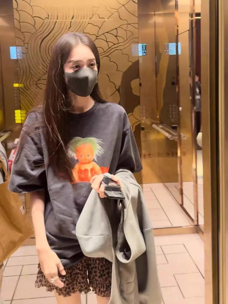 EXJR Casual Style Grey Doll Letter Print T-Shirt Thin Breathable Spring Summer Women's Top round Neck Short Sleeve Tee
EXJR Casual Style Grey Doll Letter Print T-Shirt Thin Breathable Spring Summer Women's Top round Neck Short Sleeve Tee