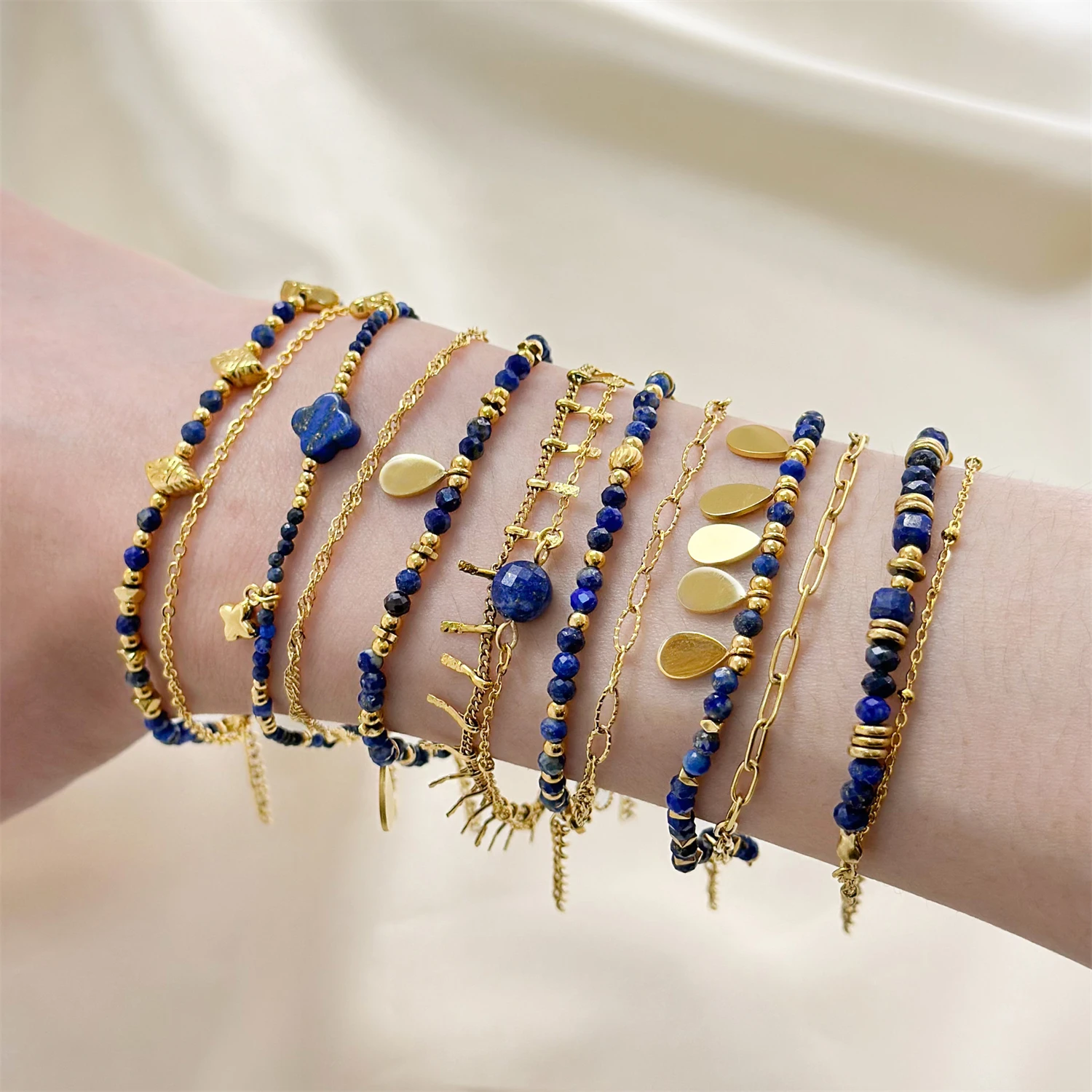WAKA Layered Blue Beaded Chain Bracelets with Heart Leaf Charm Bohemian Jewelry Set for Women Party Daily Accessory
WAKA Layered Blue Beaded Chain Bracelets with Heart Leaf Charm Bohemian Jewelry Set for Women Party Daily Accessory