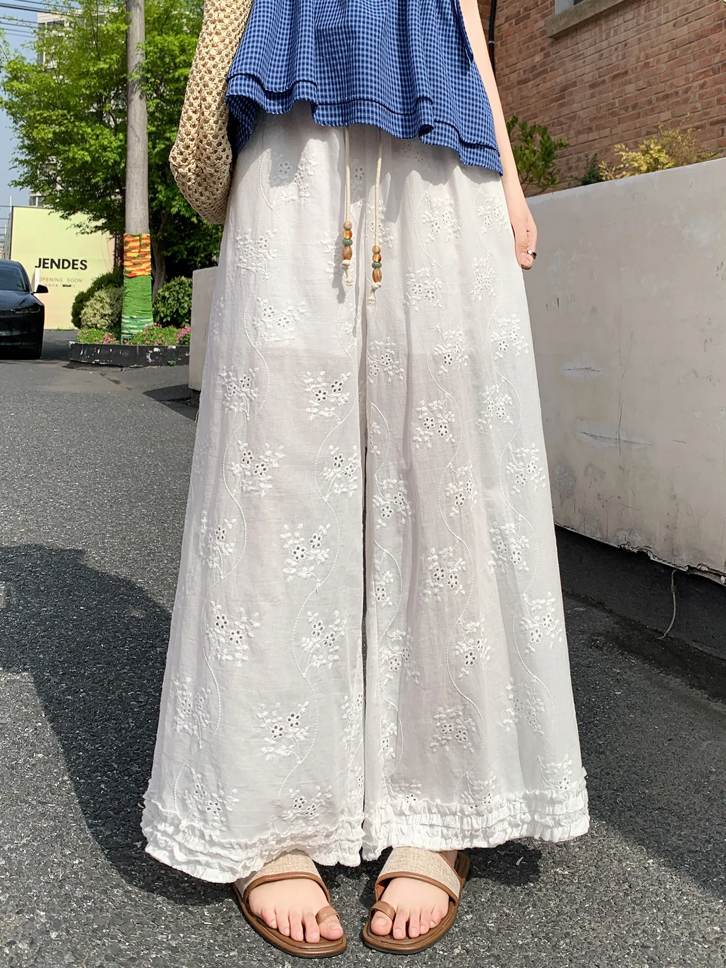 Lace Trim Wide Leg Pants Women Summer 2026 Casual Loose Feelings High Waist Straight Cut Soft Comfortable Commute Style
Lace Trim Wide Leg Pants Women Summer 2026 Casual Loose Feelings High Waist Straight Cut Soft Comfortable Commute Style