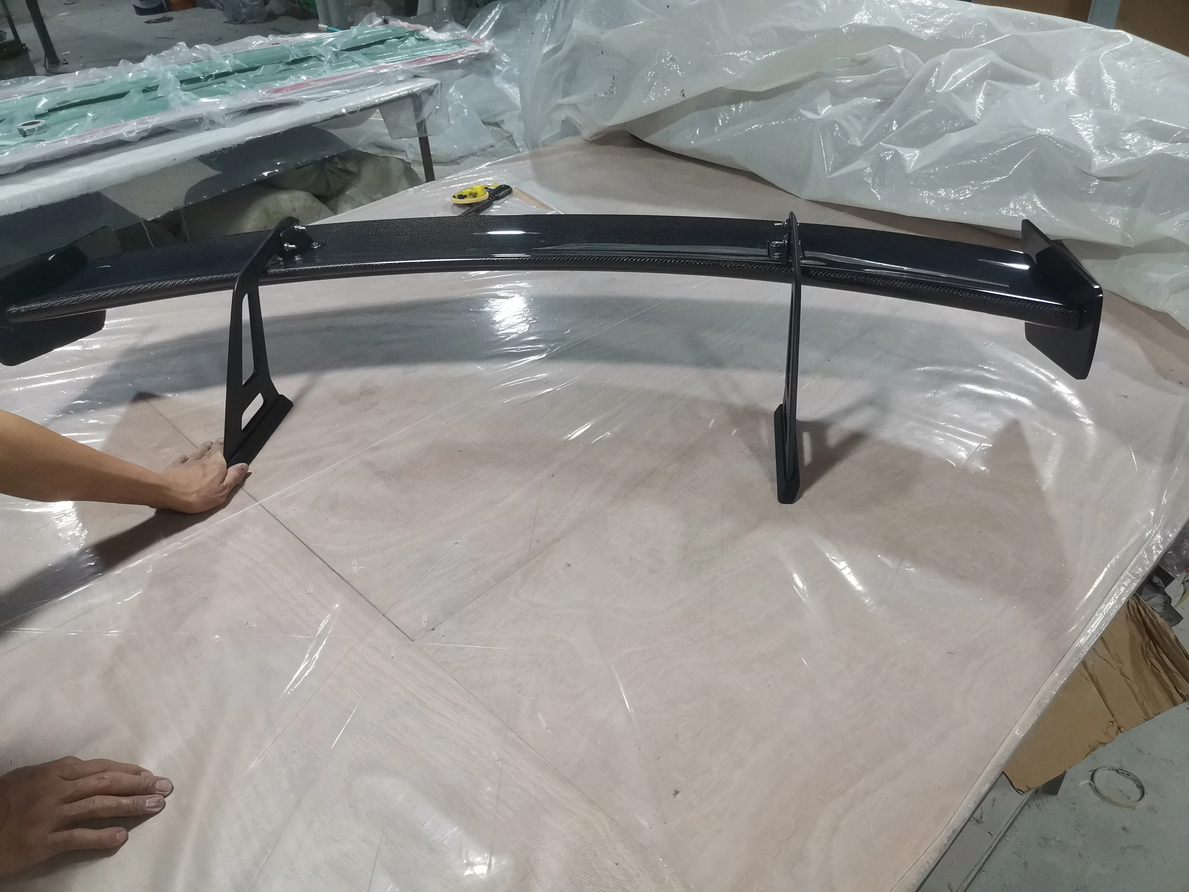 Для Hyundai Elantra Avante CN7 EPA Тип R2 Задний спойлер GT (плоская торцевая пластина) Внешний аксессуар автомобиля
Для Hyundai Elantra Avante CN7 EPA Тип R2 Задний спойлер GT (плоская торцевая пластина) Внешний аксессуар автомобиля