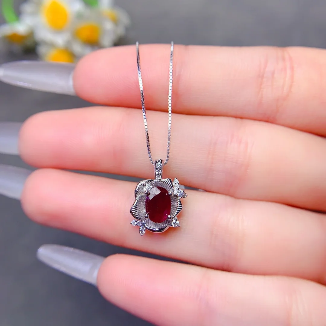 Noble Natural Ruby Pendant S925 Pure Silver Fashion Jewelry Shining Gemstone Elegant Women Jewelry
Noble Natural Ruby Pendant S925 Pure Silver Fashion Jewelry Shining Gemstone Elegant Women Jewelry