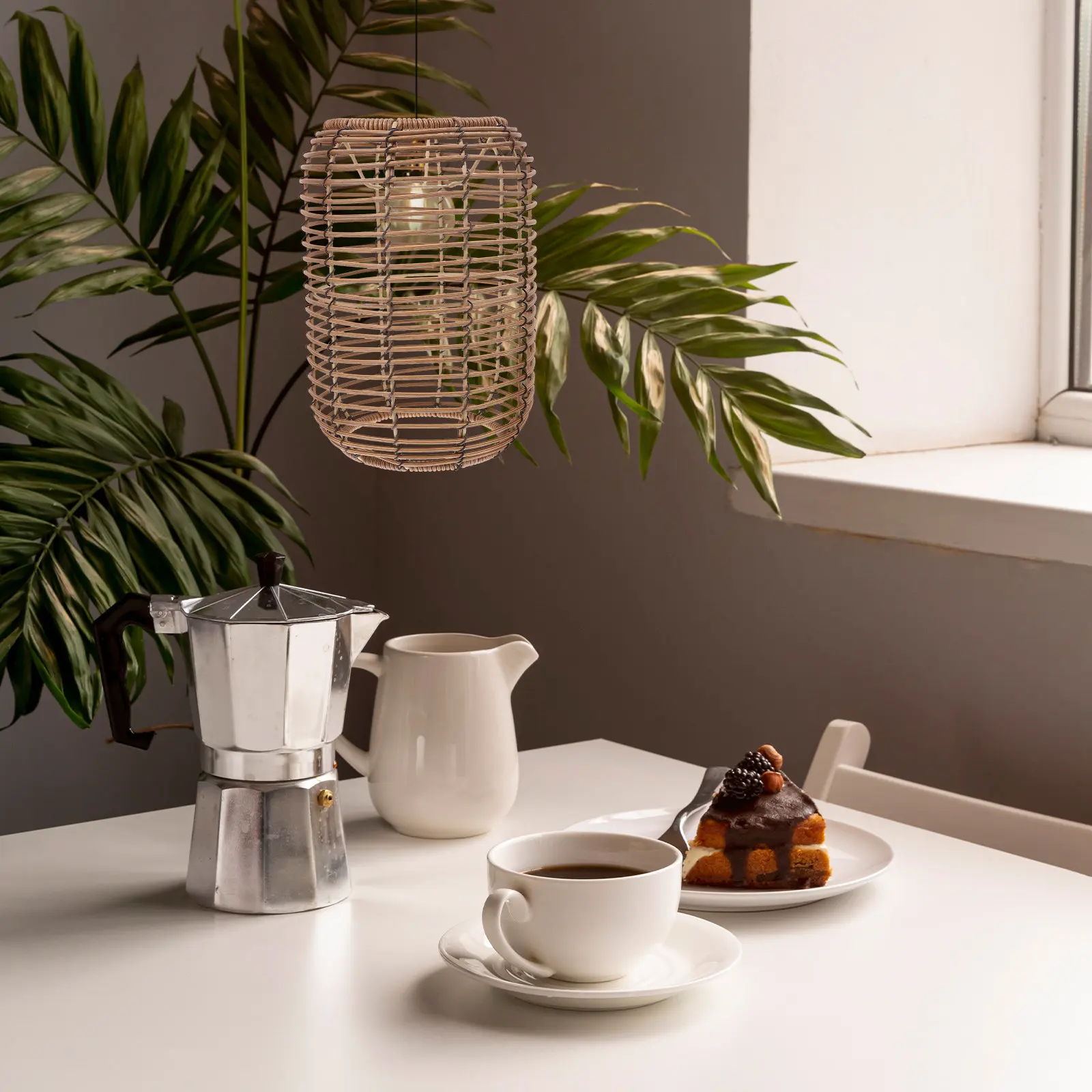 Faux Rattan Pendant Lamp Shade E27 Woven Vintage Light Fixture Retro Boho Ceiling Light Cover Stylish Home Decor Lighting
Faux Rattan Pendant Lamp Shade E27 Woven Vintage Light Fixture Retro Boho Ceiling Light Cover Stylish Home Decor Lighting
