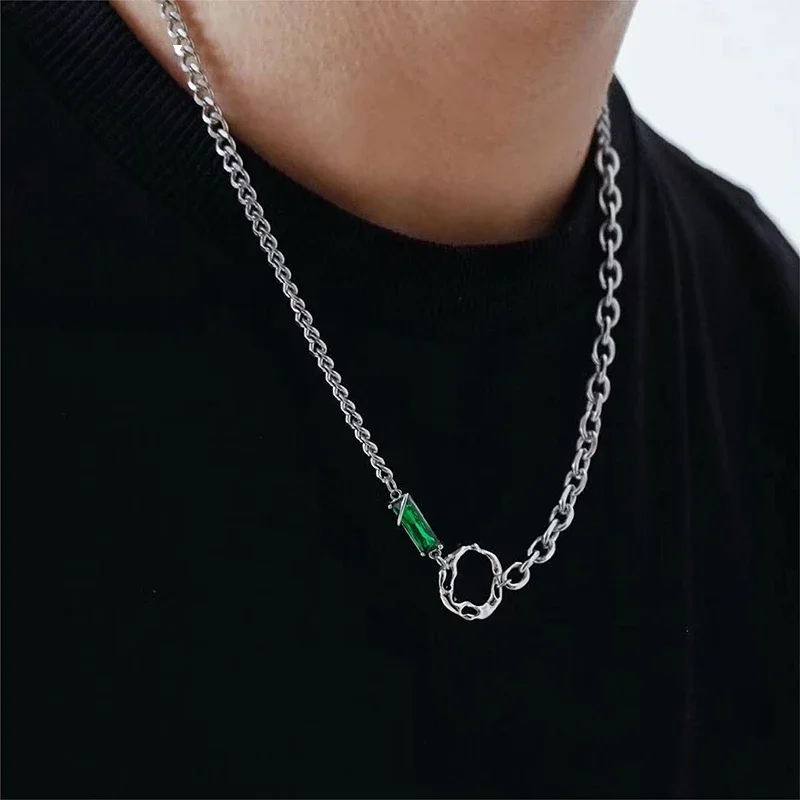 Irregular circle splicing necklace high sense niche men's collarbone chain
Irregular circle splicing necklace high sense niche men's collarbone chain