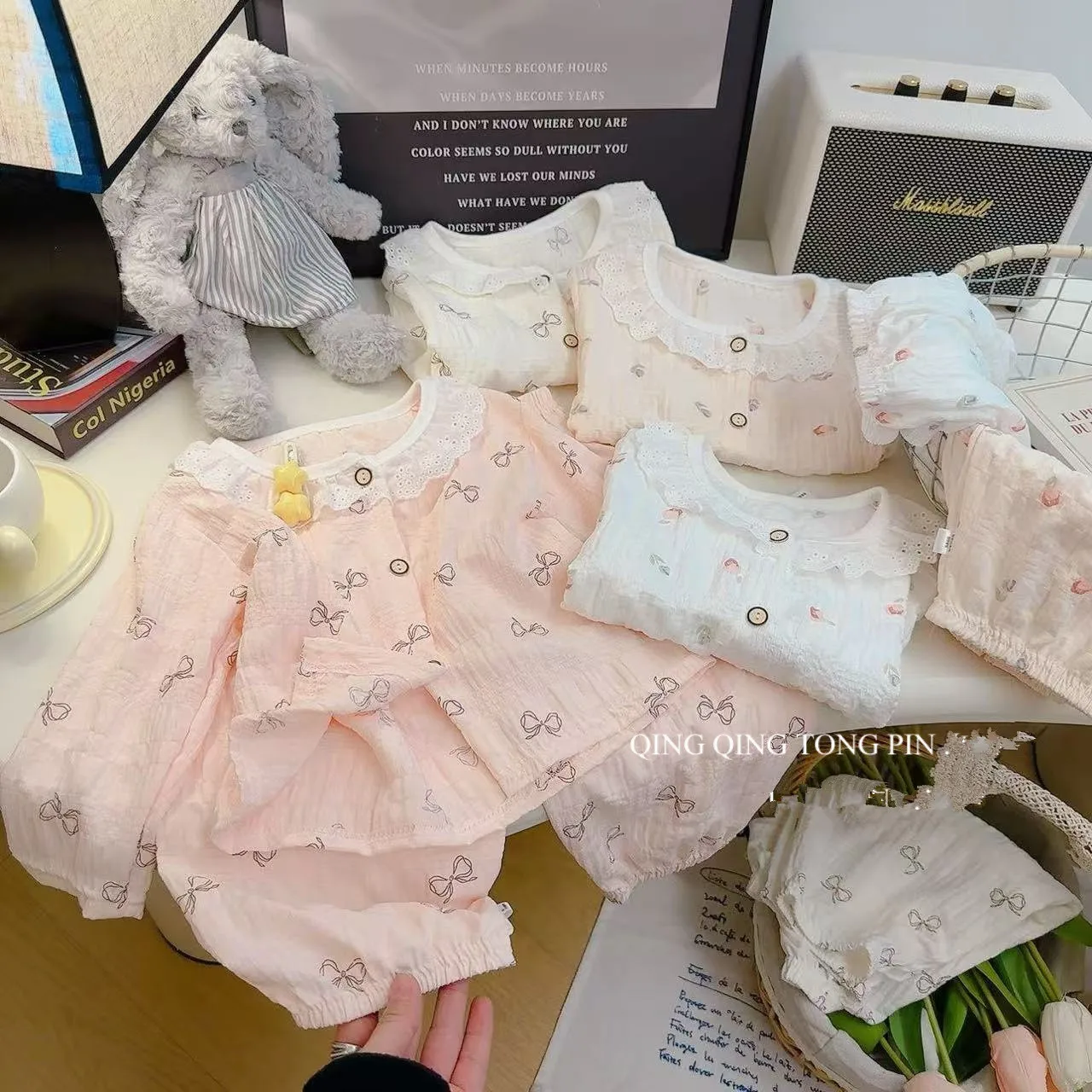 Girls Spring Pajamas Set Homewear Cute Floral Long Sleeve Lace Trimmed Lapel Loose Sleepwear Baby Girl Leisure Loungewear
Girls Spring Pajamas Set Homewear Cute Floral Long Sleeve Lace Trimmed Lapel Loose Sleepwear Baby Girl Leisure Loungewear