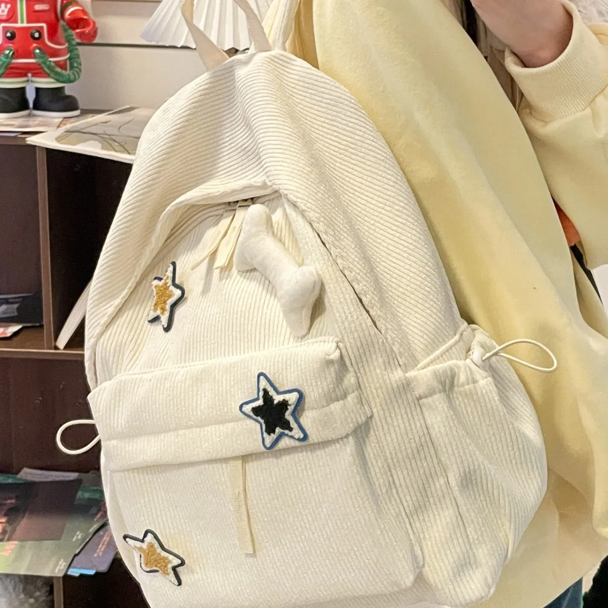 Schoolbag for girls with high aesthetic value niche design, star like Japanese Korean version dopamine high school backpack 백팩
Schoolbag for girls with high aesthetic value niche design, star like Japanese Korean version dopamine high school backpack 백팩