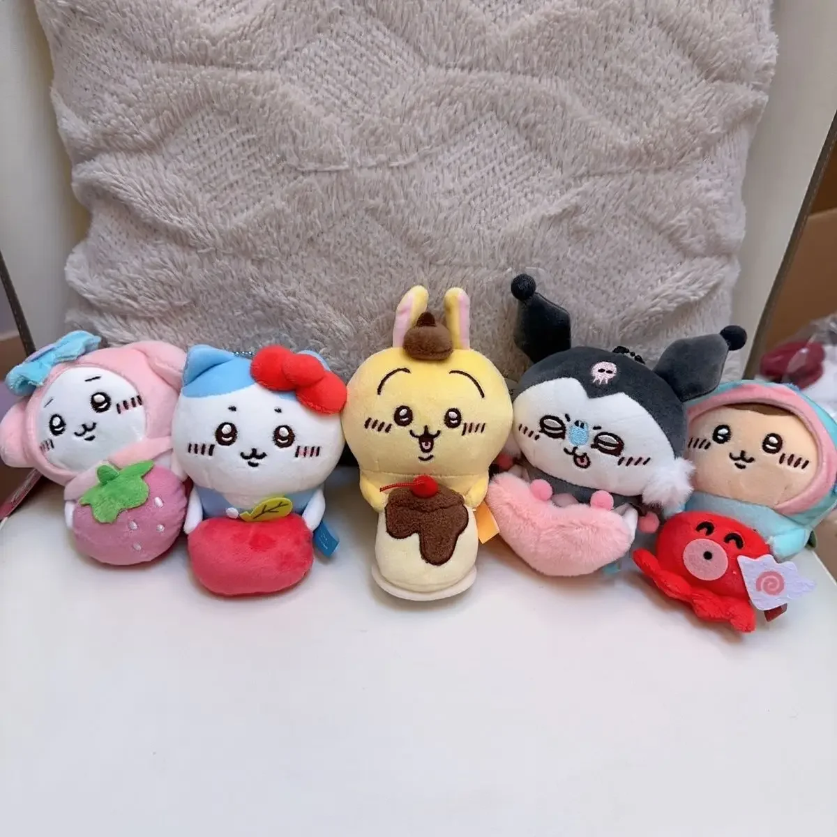 Chikawas Plush Keychain Hachiware Usagi Kawaii Costume Bag Charm Strawberry Pudding Ocean Theme Soft Toy Gift Student New Anime
Chikawas Plush Keychain Hachiware Usagi Kawaii Costume Bag Charm Strawberry Pudding Ocean Theme Soft Toy Gift Student New Anime