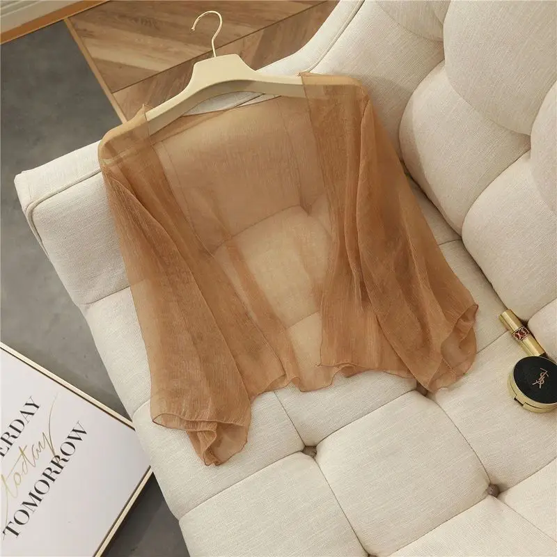 Women New Chiffon Cardigan Elegant Short Sleeve Top Cover Up Wedding Dress Shawl Outdoor Sun Protection Breathable Shirt A453
Women New Chiffon Cardigan Elegant Short Sleeve Top Cover Up Wedding Dress Shawl Outdoor Sun Protection Breathable Shirt A453