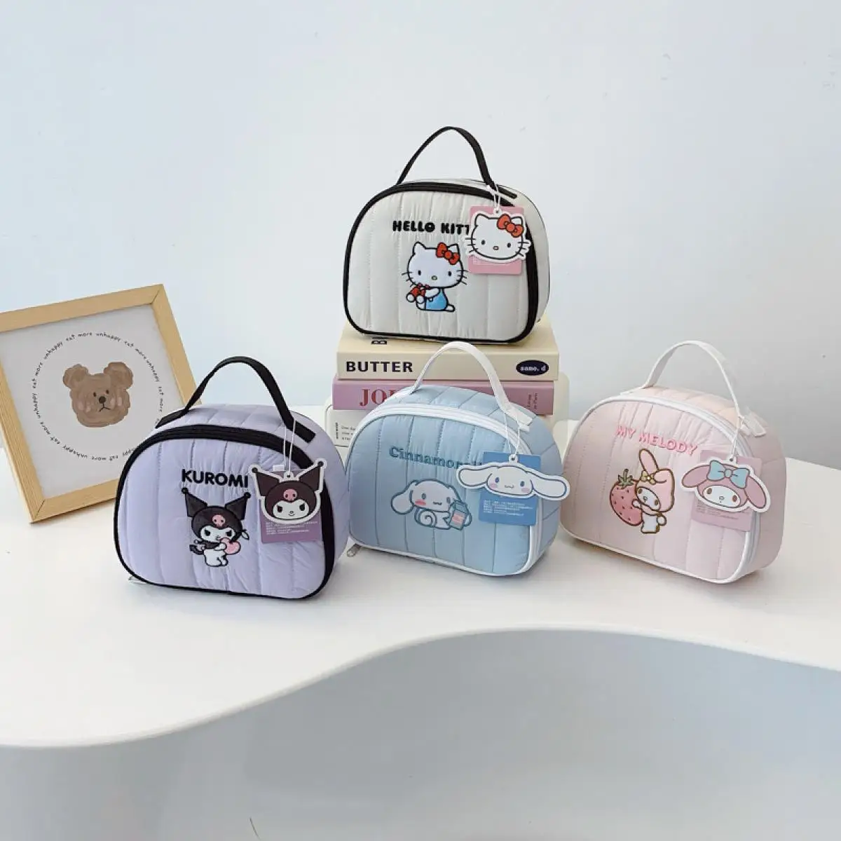 Miniso Cosmetic Bag Hellokitty Kuromi Handheld Wash Bag Cinnamoroll Hyaline Storage Box Take Kawaii Bath Cartoon Coin Purse
Miniso Cosmetic Bag Hellokitty Kuromi Handheld Wash Bag Cinnamoroll Hyaline Storage Box Take Kawaii Bath Cartoon Coin Purse