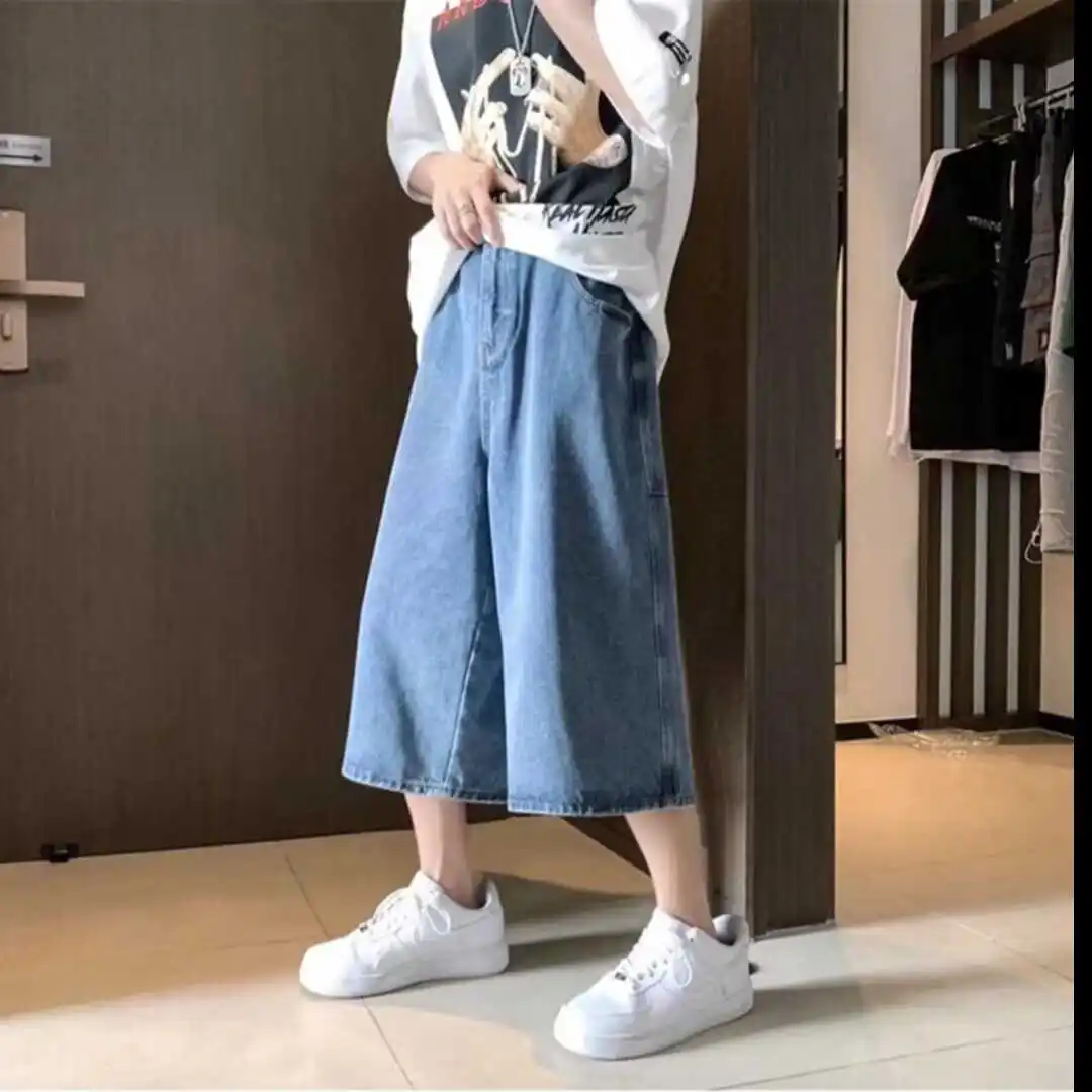 American Classic Loose Wide Leg Short Pants Summer Trendy Light Blue Vintage Seven Points Jeans Youth Wear Casual Comfortable
American Classic Loose Wide Leg Short Pants Summer Trendy Light Blue Vintage Seven Points Jeans Youth Wear Casual Comfortable