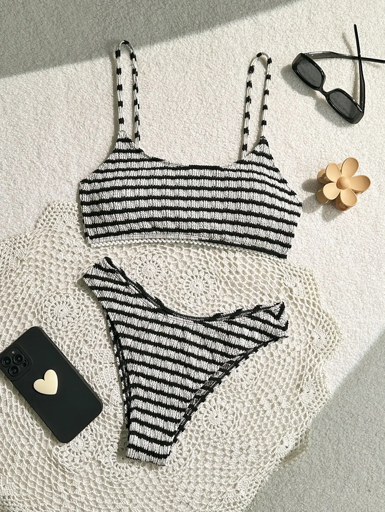Sexy Black Striped Bikinis 2025 Women Halter Pleate Push Up Micro Swimsuit Brazilian Beach Bathing Suit Holiday Thong Swimwear
Sexy Black Striped Bikinis 2025 Women Halter Pleate Push Up Micro Swimsuit Brazilian Beach Bathing Suit Holiday Thong Swimwear