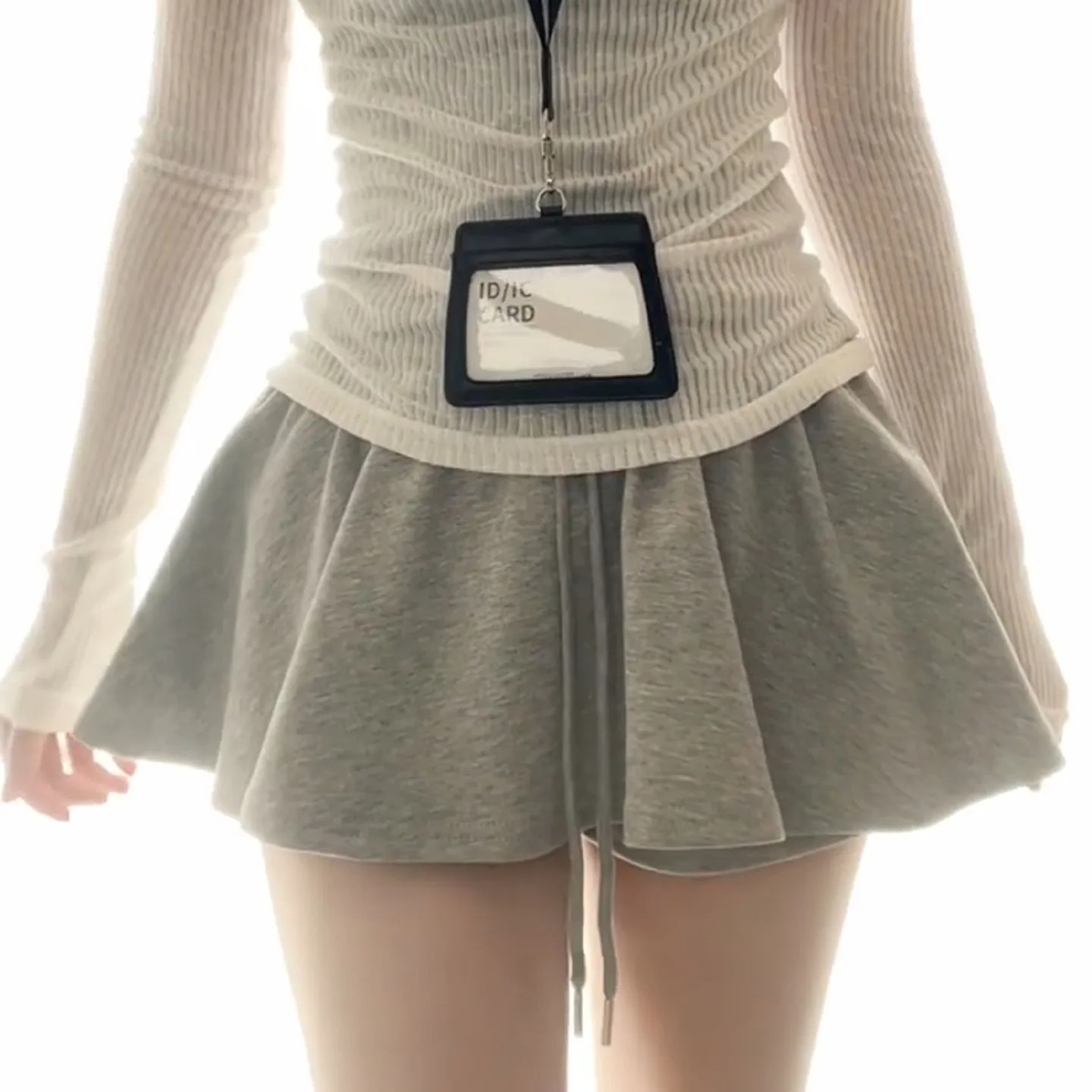 Light Gray Sports Short Skirt Pants Women's Summer High Waist Micro-elastic A-word Thin Pleated Skirt
Light Gray Sports Short Skirt Pants Women's Summer High Waist Micro-elastic A-word Thin Pleated Skirt
