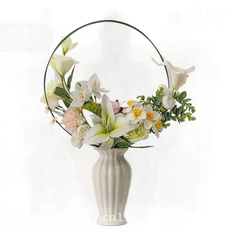 White Ceramic European-Style Rose Arrangement Vase Simple Decorative Ornament for Living Room Table Dried Flowers Hydroponic
White Ceramic European-Style Rose Arrangement Vase Simple Decorative Ornament for Living Room Table Dried Flowers Hydroponic