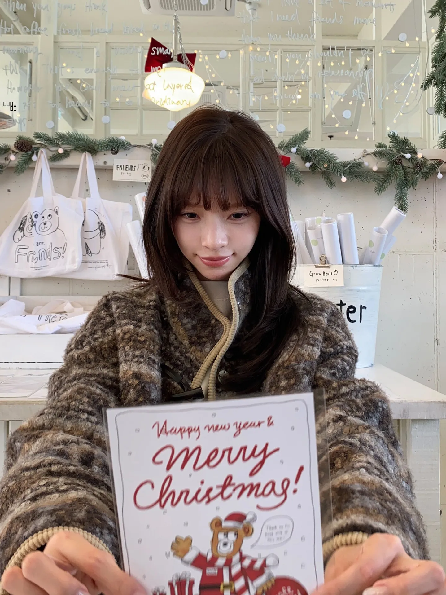 Женское шерстяное хлопковое пальто Milk Rabbit Pl с воротником-стойкой, цветными блоками и пуговицами из бычьего рога, зимняя верхняя одежда
Женское шерстяное хлопковое пальто Milk Rabbit Pl с воротником-стойкой, цветными блоками и пуговицами из бычьего рога, зимняя верхняя одежда