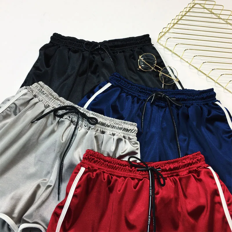 Quick Dry Sporty Casual Pants for Women Summer Thin Loose Wide Leg Home Outdoor Wear Yoga Hot Shorts Fitness Running Trousers
Quick Dry Sporty Casual Pants for Women Summer Thin Loose Wide Leg Home Outdoor Wear Yoga Hot Shorts Fitness Running Trousers