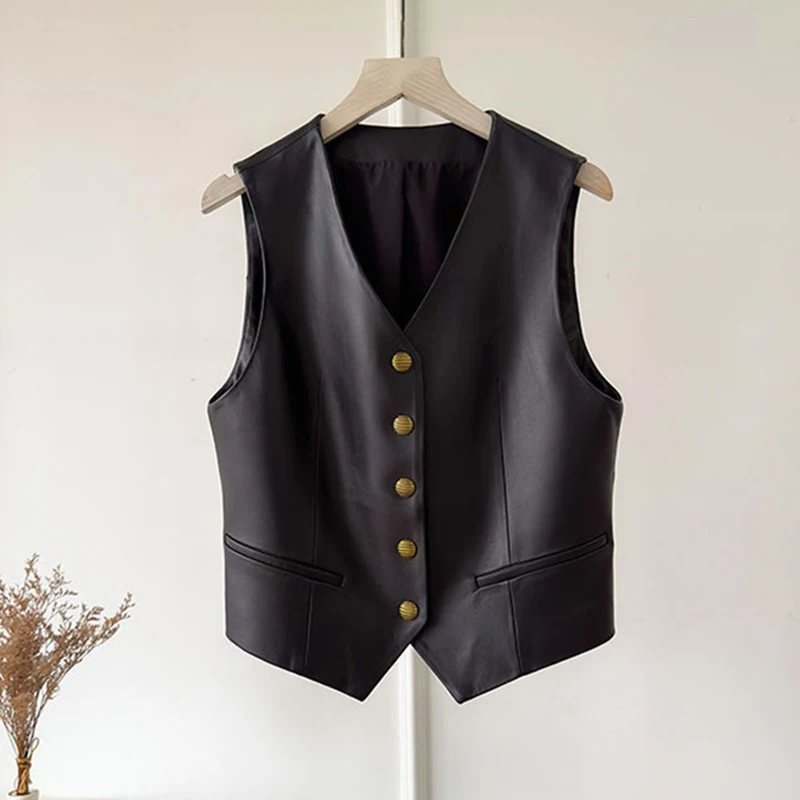2025 Spring Women's Vest And Autumn New PU Minimalist Slim Fit Pocket Versatile Sleeveless Women's Vest Button Kam Shoulder Coat
2025 Spring Women's Vest And Autumn New PU Minimalist Slim Fit Pocket Versatile Sleeveless Women's Vest Button Kam Shoulder Coat