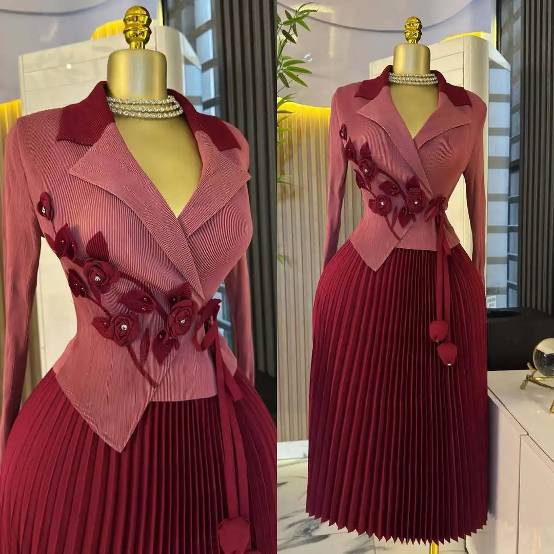 2025 Summer New Suit Collar Loose High-end Temperament Socialite Waist Thin Pleated Women's Clothing Miyake Pleated Dresses
2025 Summer New Suit Collar Loose High-end Temperament Socialite Waist Thin Pleated Women's Clothing Miyake Pleated Dresses