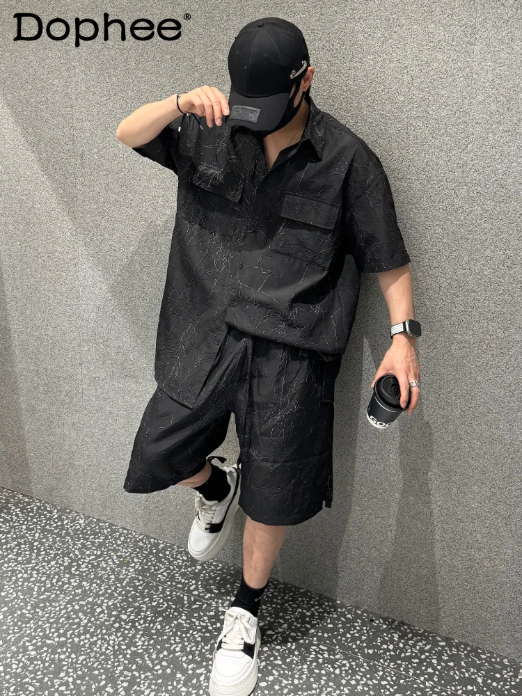 Fashion Men's 2024 Summer New Male Short-Sleeve Tops Shorts Shorts Sets Loose Casual Trendy Light Luxury Versatile Two-Piece Set
Fashion Men's 2024 Summer New Male Short-Sleeve Tops Shorts Shorts Sets Loose Casual Trendy Light Luxury Versatile Two-Piece Set