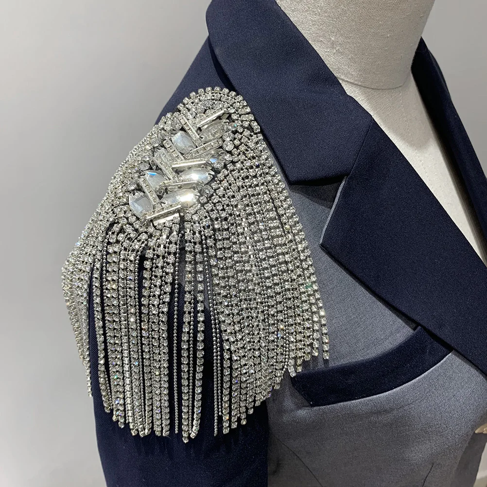 1Pair Silver Tassel Epaulet Brooch Pin Beads Rhinestone Shoulder Board Tassel Chain Shoulder Badge deco Jewelry Suit Accessories
1Pair Silver Tassel Epaulet Brooch Pin Beads Rhinestone Shoulder Board Tassel Chain Shoulder Badge deco Jewelry Suit Accessories