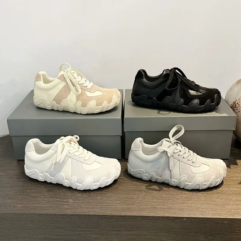 Women's Shoes Quality Suede Cow Leather Casual Shoes Outdoor Non Slip Hiking Shoes Fashion Leather Women Sneakers Zapatos Mujer
Women's Shoes Quality Suede Cow Leather Casual Shoes Outdoor Non Slip Hiking Shoes Fashion Leather Women Sneakers Zapatos Mujer