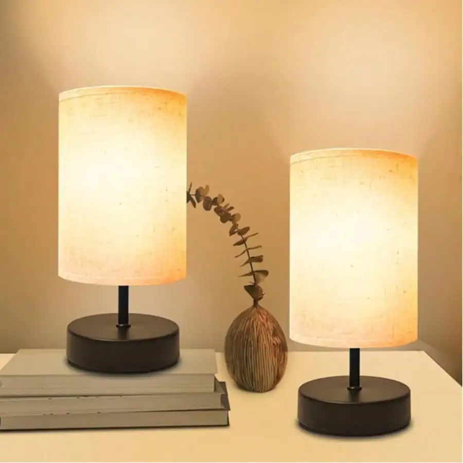 Современная прикроватная настольная лампа, современная простая круглая льняная настольная лампа, прикроватная светодиодная лампа для спальни, кабинет, льняной абажур, украшение
Современная прикроватная настольная лампа, современная простая круглая льняная настольная лампа, прикроватная светодиодная лампа для спальни, кабинет, льняной абажур, украшение