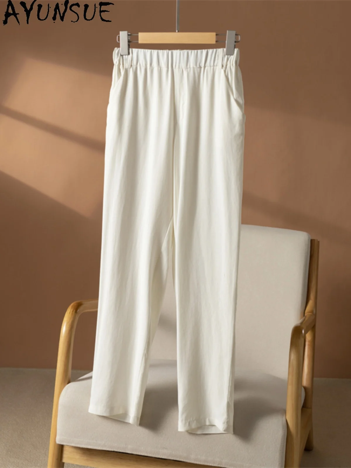 AYUNSUE 100% Silk Pants for Women Elastic Waist Women's Pants Ankle-Length Straight Pants High Quality Women Clothing Ropa Mujer
AYUNSUE 100% Silk Pants for Women Elastic Waist Women's Pants Ankle-Length Straight Pants High Quality Women Clothing Ropa Mujer