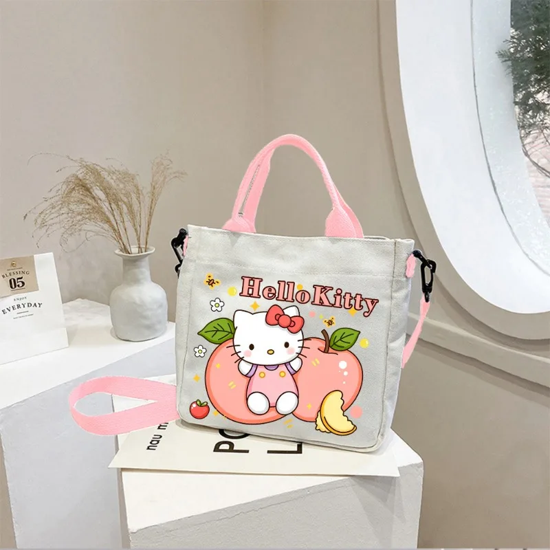 Сумка через плечо Sanrio, сумка-тоут с принтом Hello Kitty, милая холщовая сумка через плечо, большая вместительная сумка для девочек, подарочная сумка
Сумка через плечо Sanrio, сумка-тоут с принтом Hello Kitty, милая холщовая сумка через плечо, большая вместительная сумка для девочек, подарочная сумка
