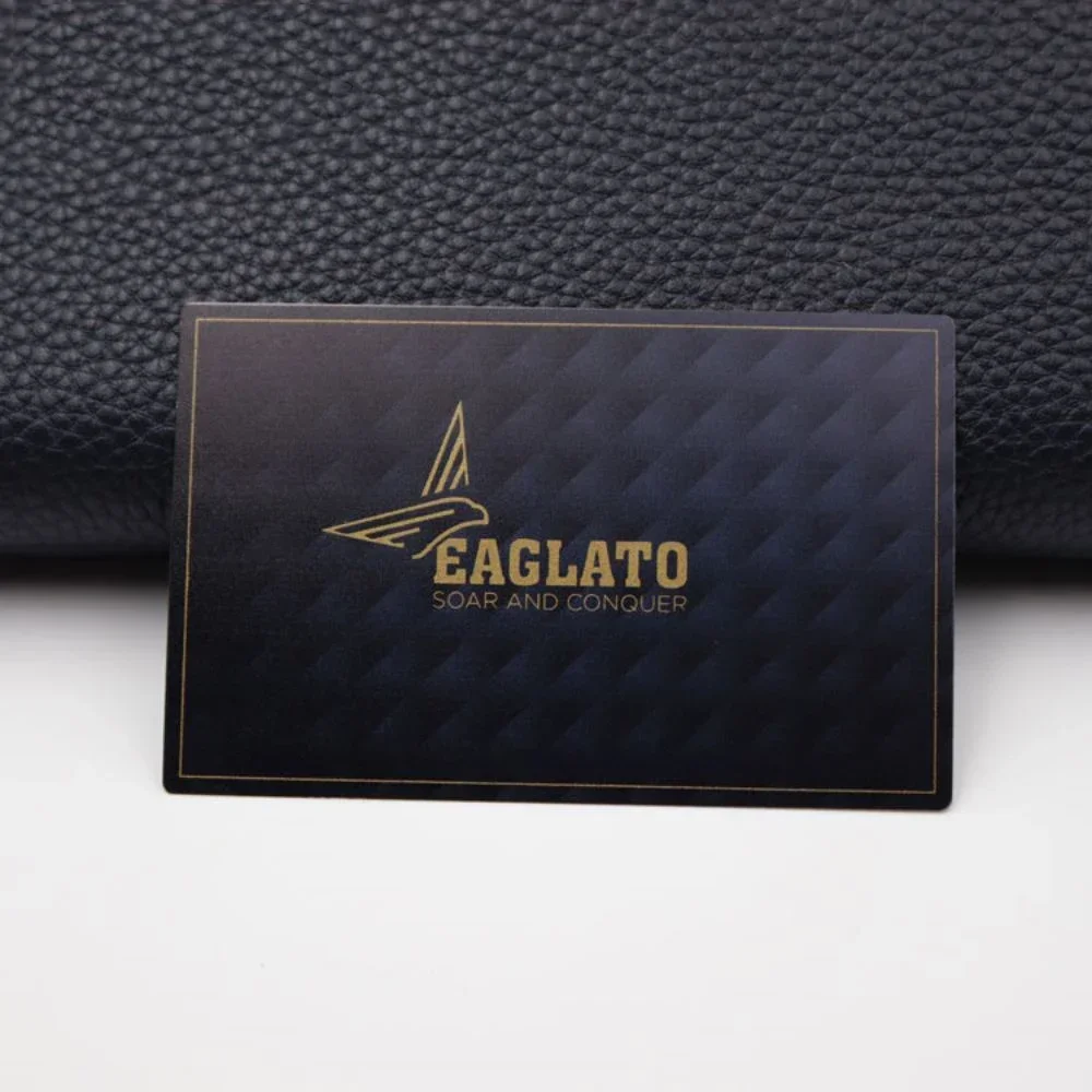 Лучшая цена, металлическая визитная карточка высшего уровня, черное зеркало, прозрачная светоотражающая металлическая кредитная банковская карта со слотом для чипа Emv
Лучшая цена, металлическая визитная карточка высшего уровня, черное зеркало, прозрачная светоотражающая металлическая кредитная банковская карта со слотом для чипа Emv