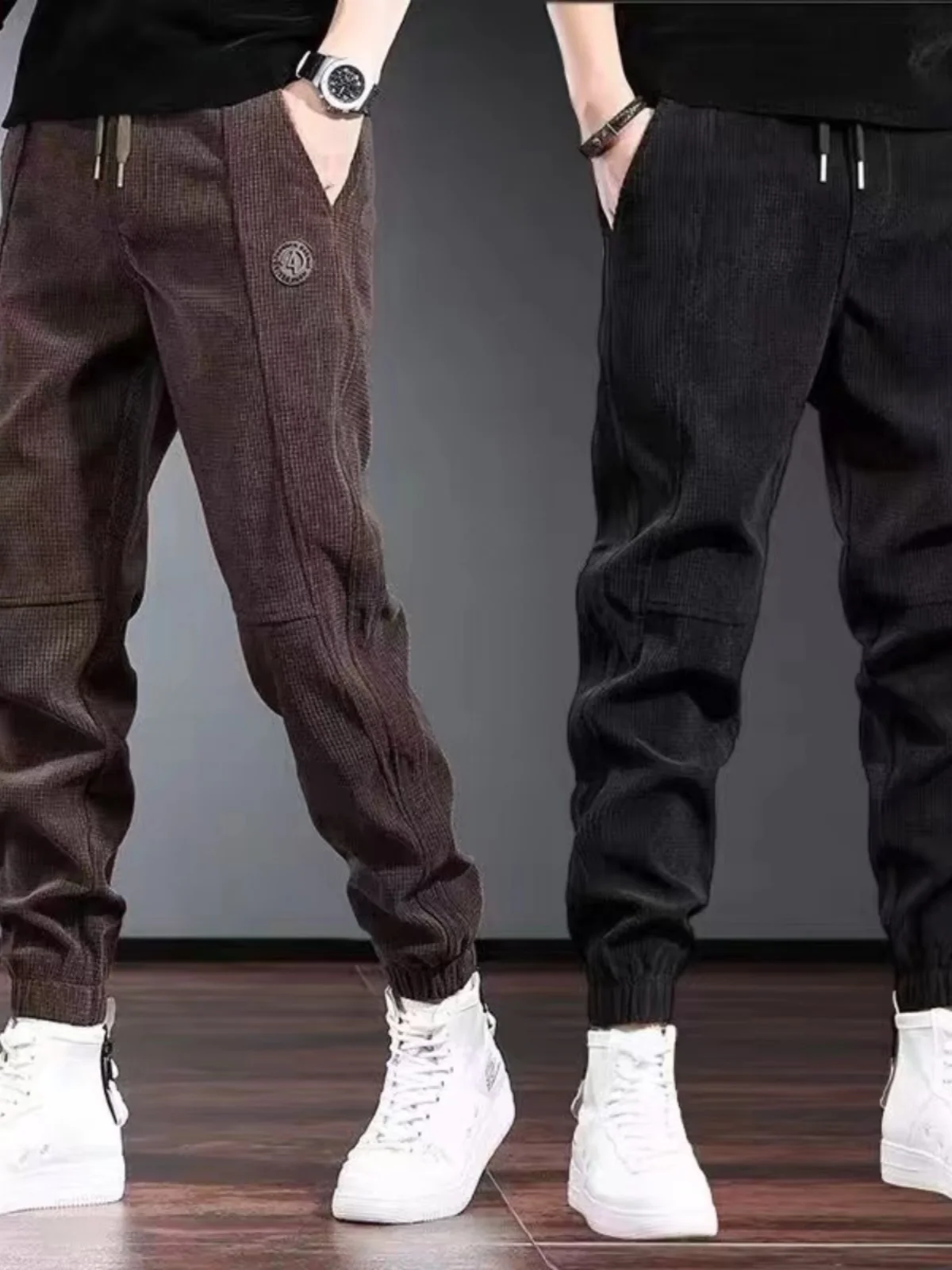 Модные мужские повседневные брюки с флисовой подкладкой и манжетами, свободного кроя, спортивная одежда, осенне-зимние длинные брюки, молодежная мода
Модные мужские повседневные брюки с флисовой подкладкой и манжетами, свободного кроя, спортивная одежда, осенне-зимние длинные брюки, молодежная мода