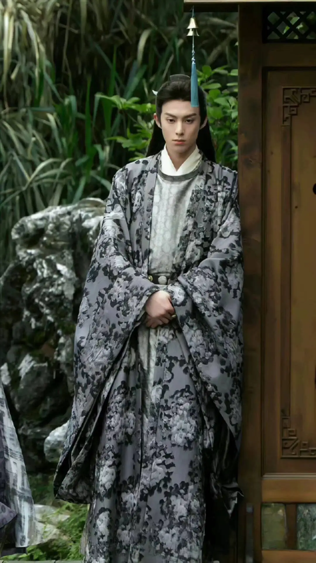 Canglanjue Oriental Qingcang's Same Style Ancient Costume Halloween Oriental Yuanwai Ancient Costume Cosplay Hanfu
Canglanjue Oriental Qingcang's Same Style Ancient Costume Halloween Oriental Yuanwai Ancient Costume Cosplay Hanfu