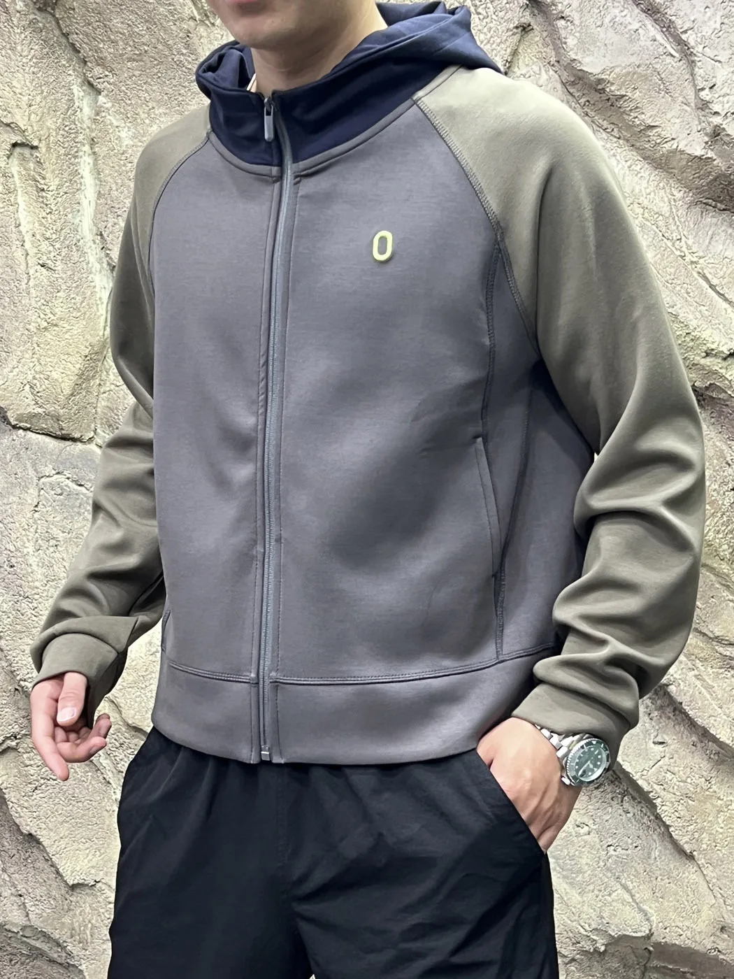 Line! Washed Air Layer! 3D Tailoring! Spring Autumn New Outdoor Hooded Jacket Coat Trendy Unisex Long Sleeve Zipper ...
Line! Washed Air Layer! 3D Tailoring! Spring Autumn New Outdoor Hooded Jacket Coat Trendy Unisex Long Sleeve Zipper ...