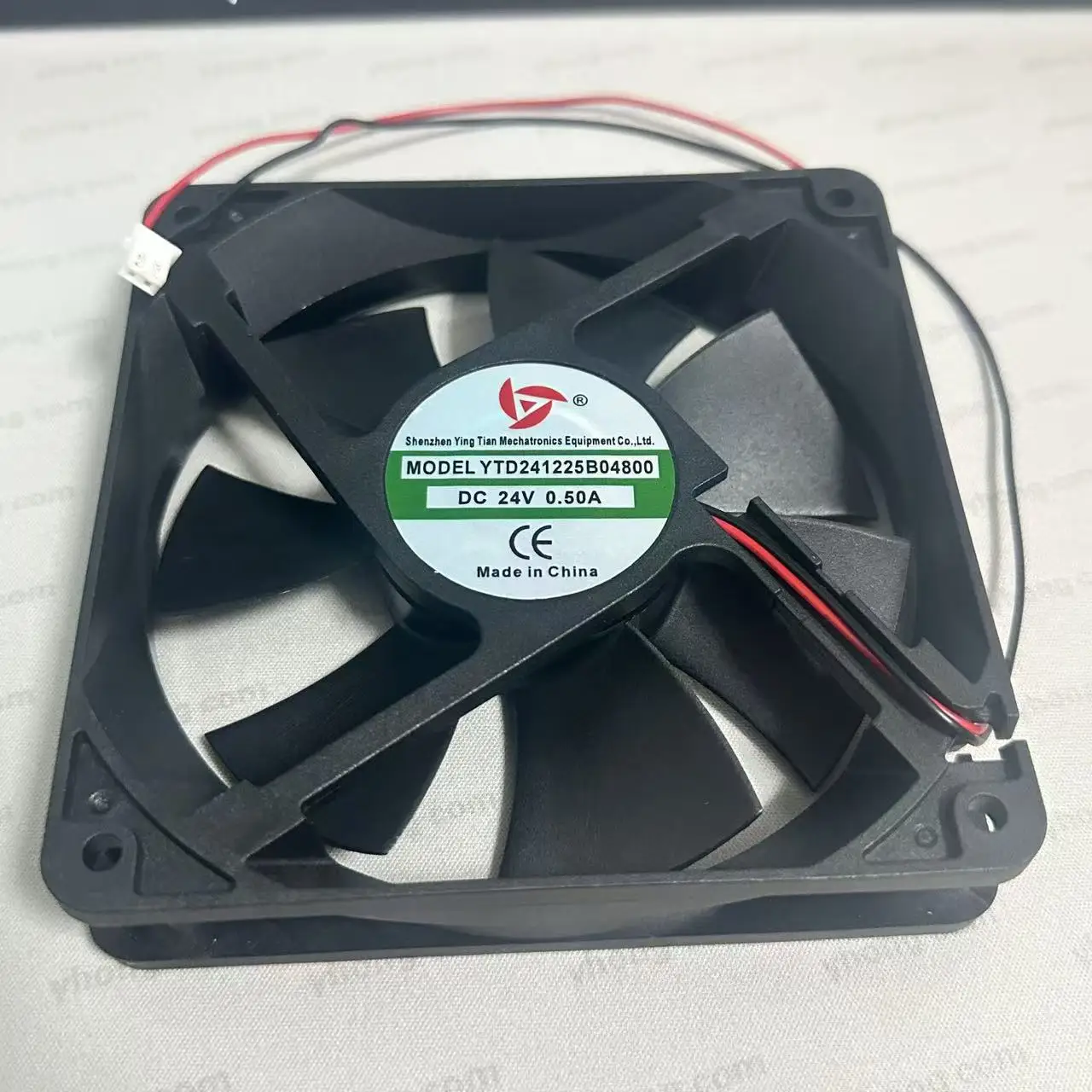YTD241225B04800 DC 24V 0.50A 120x120x25mm 2-Wire Cooling Fan
YTD241225B04800 DC 24V 0.50A 120x120x25mm 2-Wire Cooling Fan