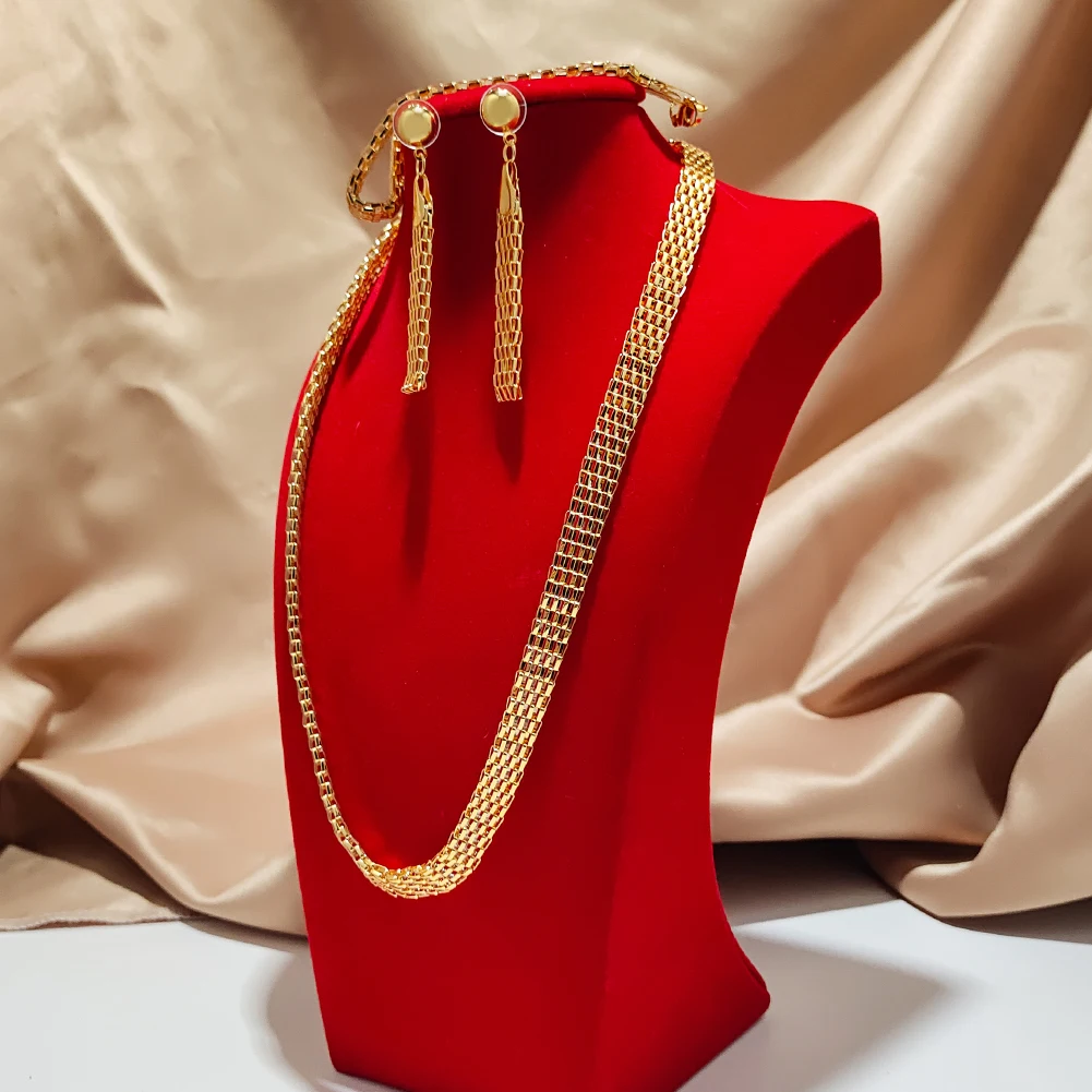 24K luxury Dubai Jewelry sets high Quality Gold Color plated unique Design Wedding Wedding necklace earrings jewelry set
24K luxury Dubai Jewelry sets high Quality Gold Color plated unique Design Wedding Wedding necklace earrings jewelry set