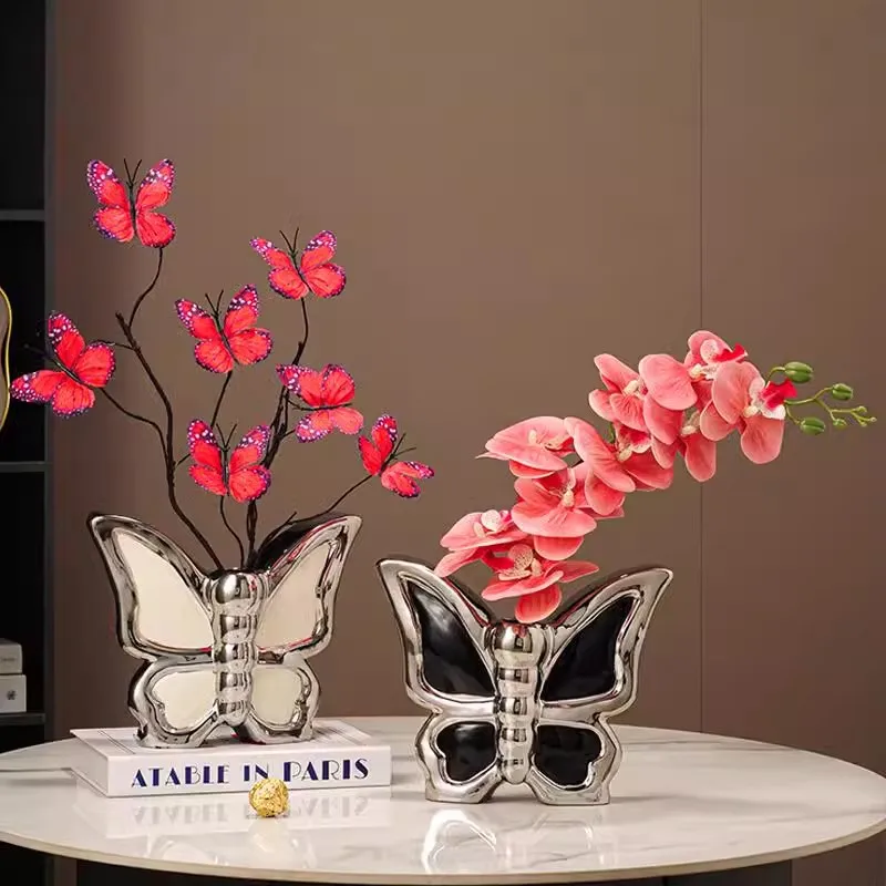 Retro style butterfly vase, home living room decoration, entrance cabinet, wine cabinet, TV cabinet, desktop decoration
Retro style butterfly vase, home living room decoration, entrance cabinet, wine cabinet, TV cabinet, desktop decoration