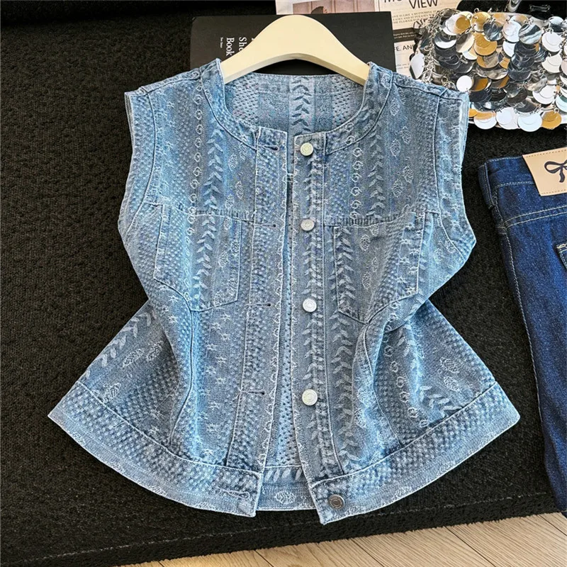 Summer New Women Vintage Washed Blue Thin Short Denim Waistcoat Fashion Pocket Round Neck Single-Breasted Sleeveless Jeans Vest
Summer New Women Vintage Washed Blue Thin Short Denim Waistcoat Fashion Pocket Round Neck Single-Breasted Sleeveless Jeans Vest