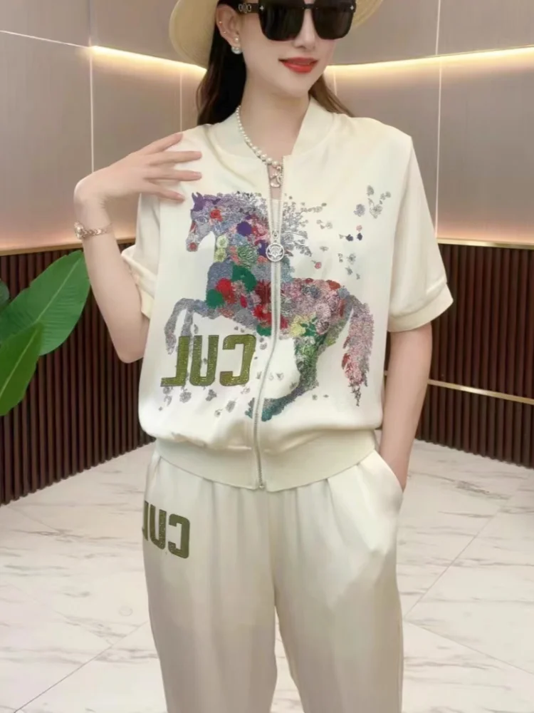 French Fashion Women Cool Silk 2 Piece Sets Aesthetic Horse Print Short Sleeve Jackets Elastic Waist Pants Summer Outfits Loose
French Fashion Women Cool Silk 2 Piece Sets Aesthetic Horse Print Short Sleeve Jackets Elastic Waist Pants Summer Outfits Loose
