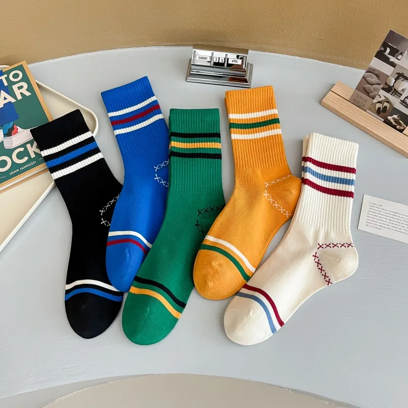 Women'S Stockings Mid Calf Cotton Socks Color Matching Long Socks Fashion Stripe Stockings For Women Breathable Absorb Sweat
Women'S Stockings Mid Calf Cotton Socks Color Matching Long Socks Fashion Stripe Stockings For Women Breathable Absorb Sweat