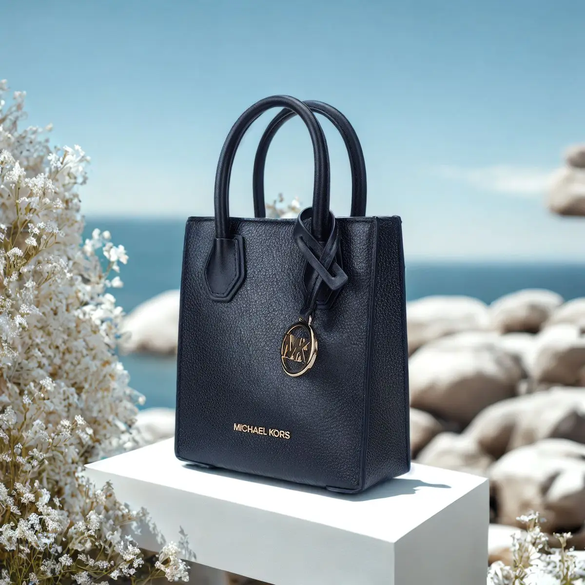 MICHAEL KORS Mercer Extra-Small Pebbled Leather Crossbody Bag In Black 35S1GM9T0L
MICHAEL KORS Mercer Extra-Small Pebbled Leather Crossbody Bag In Black 35S1GM9T0L