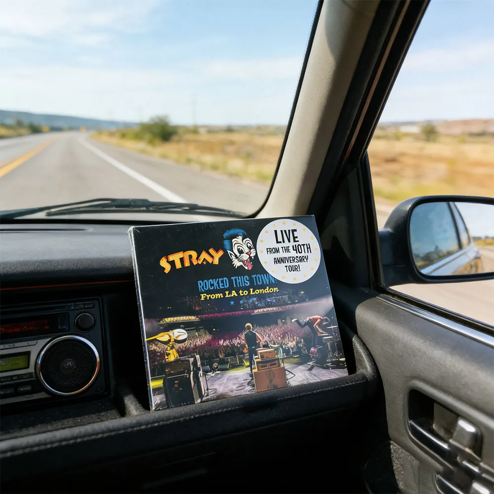 CD Abilly, The Legendary Band Stray Cats, Released A Live Album To Commemorate Their 40th Anniversary, Which Fully Includes
CD Abilly, The Legendary Band Stray Cats, Released A Live Album To Commemorate Their 40th Anniversary, Which Fully Includes