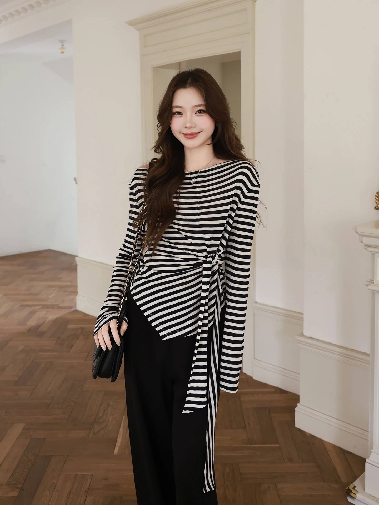Me Ocean Yarn T-Shirt Breathable Fashionable Ageless Versatile Long Sleeve Loose Fit Ladies Top Mehs1127 Striped Pattern
Me Ocean Yarn T-Shirt Breathable Fashionable Ageless Versatile Long Sleeve Loose Fit Ladies Top Mehs1127 Striped Pattern