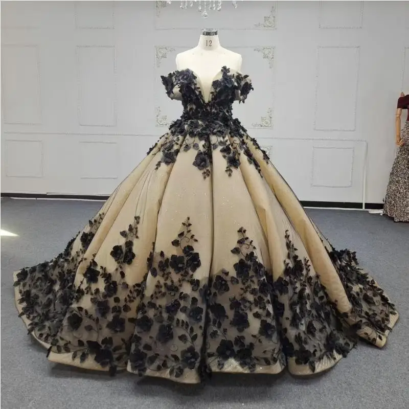 Customized black yellow V-neck Off Shoulder Quinceanera Dress crystal 3D flower Tull Trailing vestidos de 15 Quinceanera
Customized black yellow V-neck Off Shoulder Quinceanera Dress crystal 3D flower Tull Trailing vestidos de 15 Quinceanera